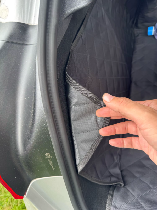 Universal Protective Trunk Cover For Dogs & Pets - Waterproof